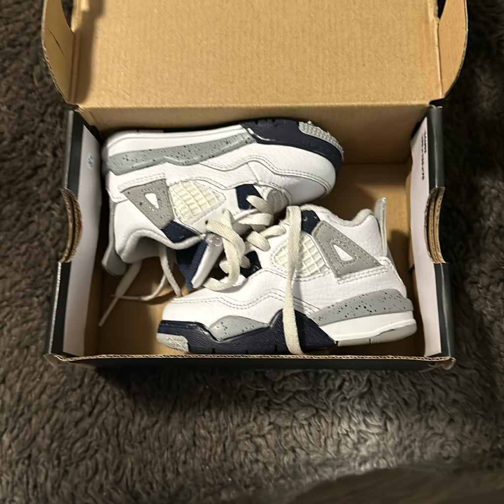 Nike Air Jordan 4 Retro Midnight Navy Uk 5c
